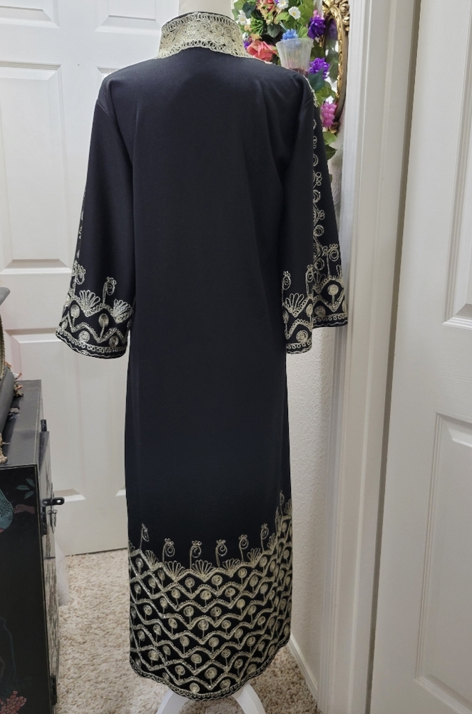 Hand- Made Dress - Picture 9 of 11